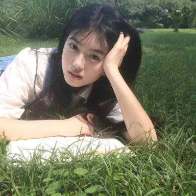 窃窃私语